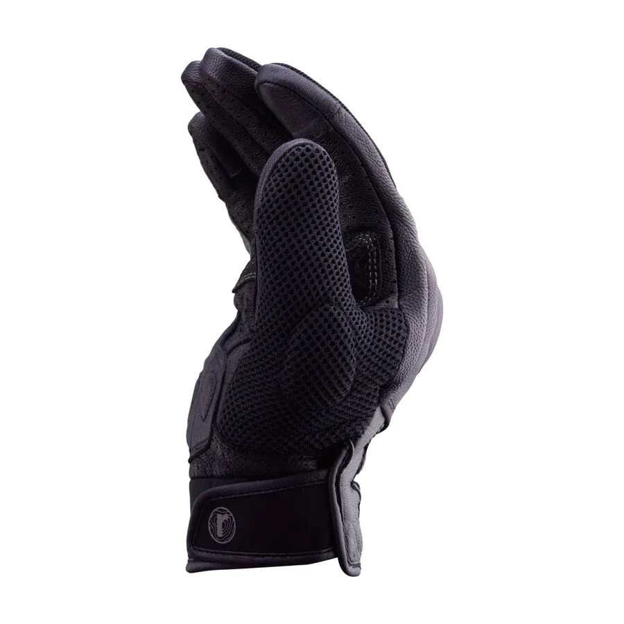 Reise_Austra_Gloves_Black_7431003021.5.webp