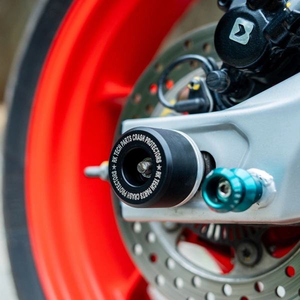 RK Techparts Rear Axle Protector For Aprilia RS / Tuono 457